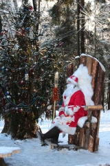 Дед Мороз на Троне встречает Новый Год